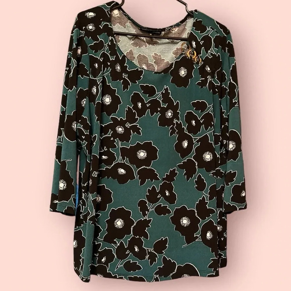 Beautiful 2X 3/4 sleeve top - Picture 1 of 6